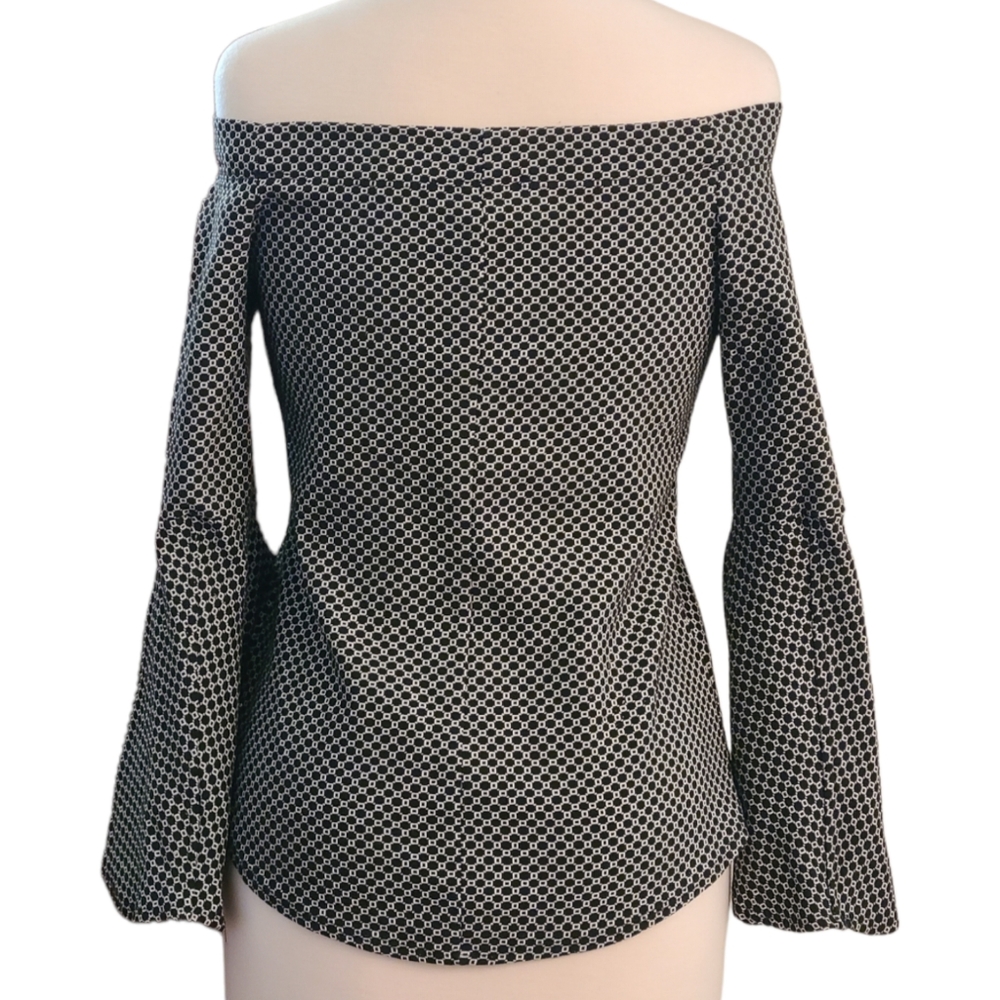 Karen Kane size L black top - Picture 3 of 9